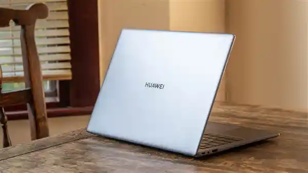 QQ鸿蒙版重磅登场：腾讯文档与微云全面赋能办公新体验