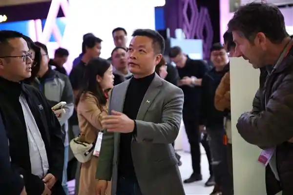 造车梦已成？何小鹏：财富自由背后，谁敢说成功？