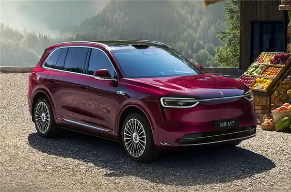 43分钟破10万！新问界M7首销引爆市场，28.8万秒光