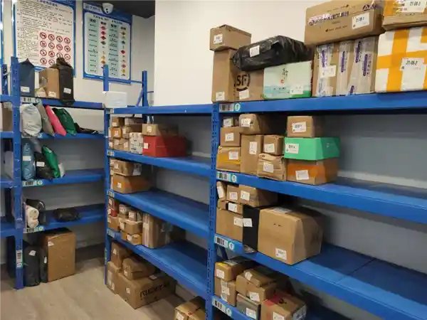 6万盘下驿站却亏2万？快递末端频换老板暗藏什么猫腻？