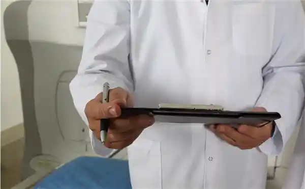 扶不扶有新解！卫健委明确：紧急救助致损免责