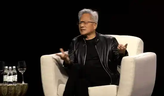 黄仁勋财富狂泻30亿，跌出富豪榜前十！